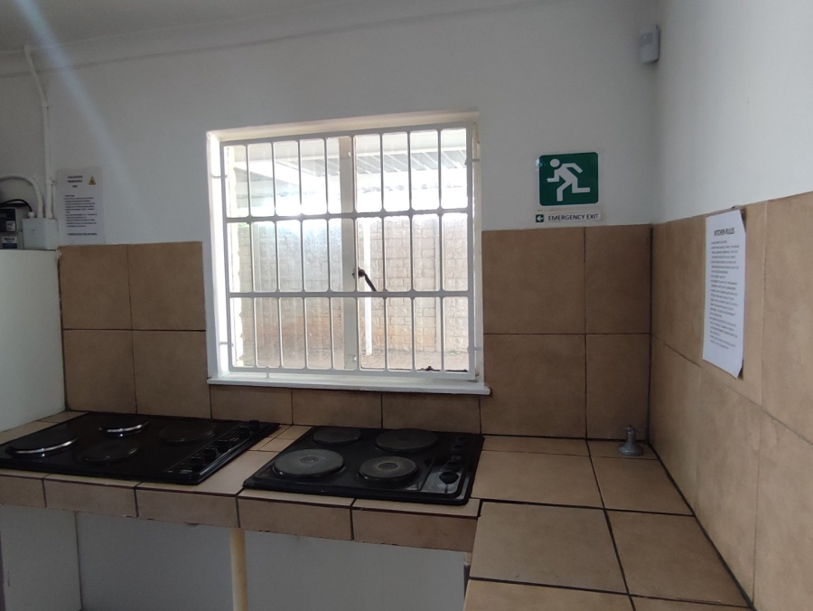 8 Bedroom Property for Sale in Brandwag Free State